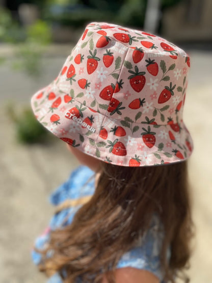 Double-faced strawberry hat - bucket hat strawberries